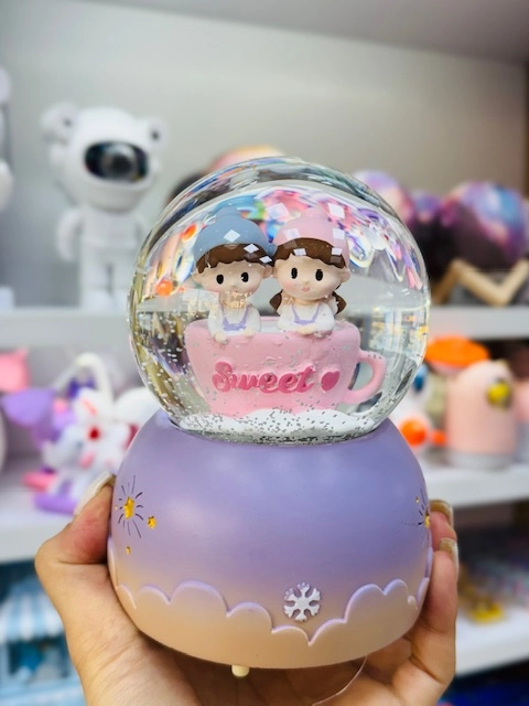 گوی موزیکال پمپی ولنتاینی