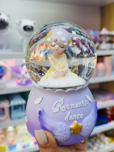 گوی موزیکال فانتزی پمپی طرح فرشته کوچولو