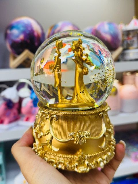 گوی موزیکال پمپی ولنتاینی