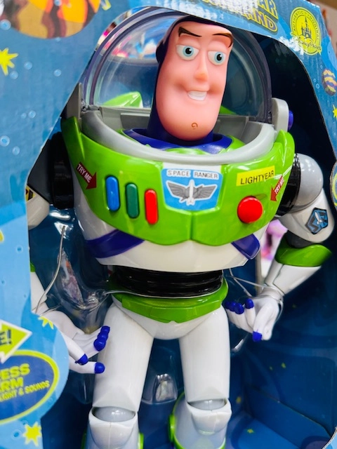 عروسک بازلایتر