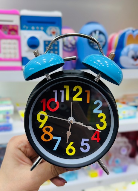 ساعت فانتزی رومیزی ابی رنگ