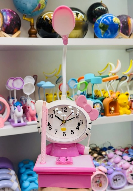 چراغ مطالعه و شب خواب کیتی