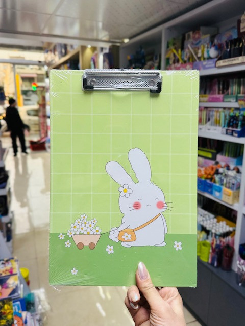 تخته شاسی A4 طرح خرگوش و گل