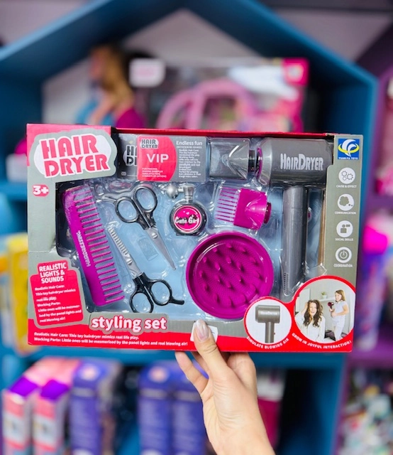 ست ارایشی و بافت مو بچگونه