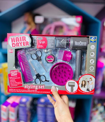 ست ارایشی و بافت مو بچگونه